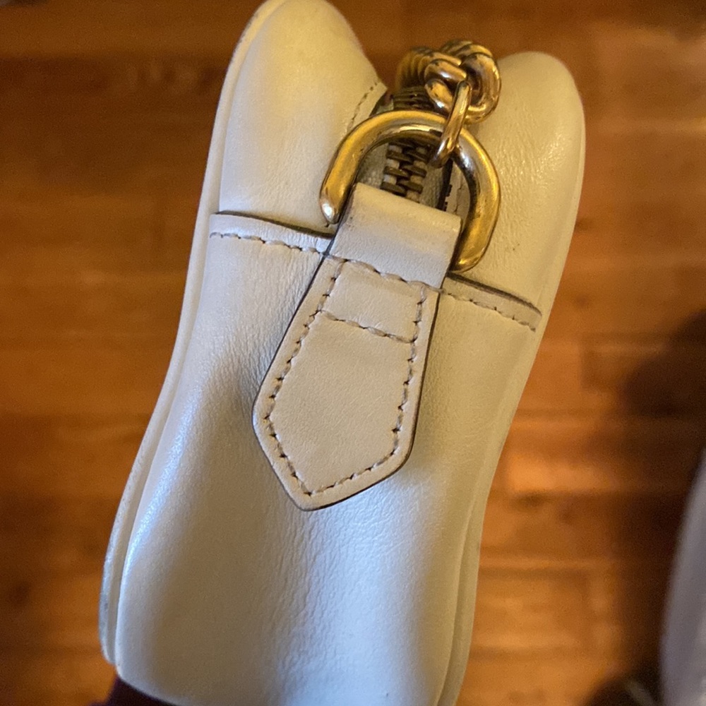 Gucci Crossbody - Picture 8 of 8